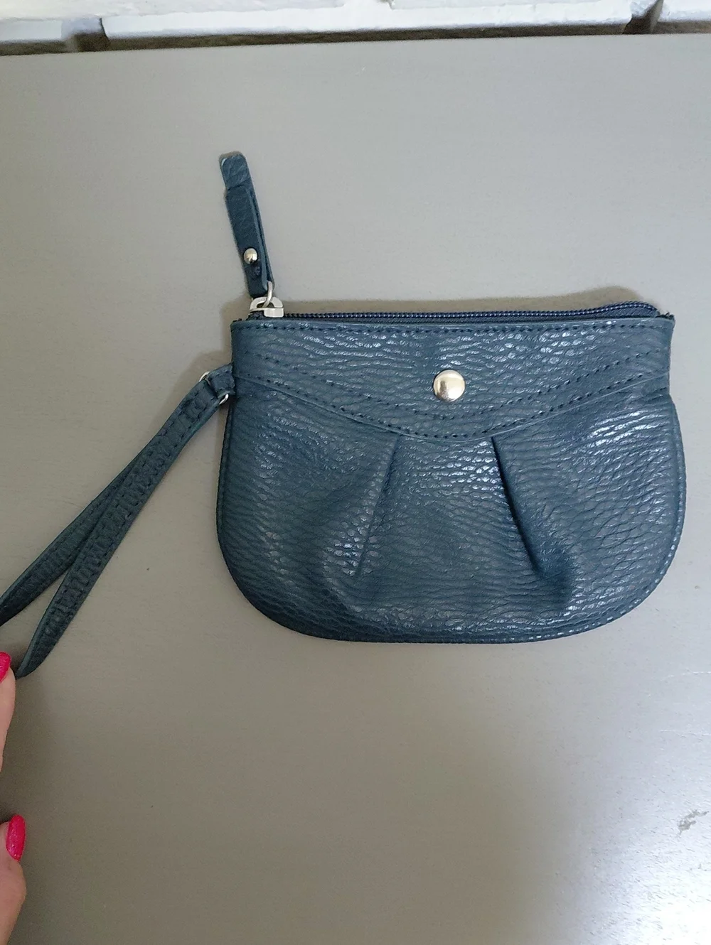 Style & Co Teal Textured Wristlet Bag & Silver Rhinestine Elephant Brooch. New!